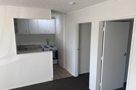 Photo of property in 2/4 Derby Street, Mount Victoria, Wellington, 6011