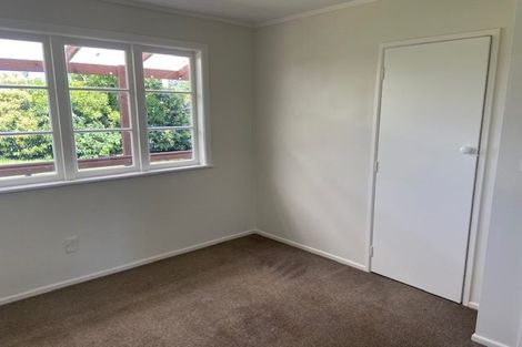 Photo of property in 18 School Road, Riverhead, 0820