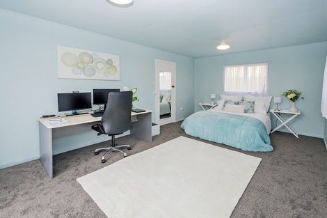 Photo of property in 75 Cowans Road, Leeston, 7683