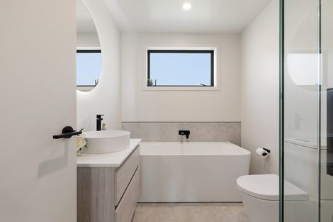 Photo of property in 104 Spur Ridge Rise, Jacks Point, 9371