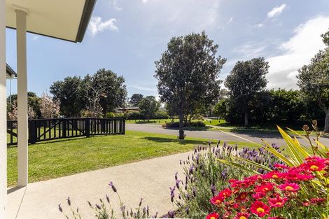 Photo of property in 10 Tamihana Street, Otaki, 5512