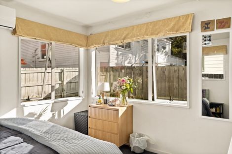 Photo of property in 35 Carlyle Street, North East Valley, Dunedin, 9010
