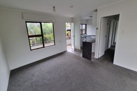 Photo of property in 2/59 Norwood Road, Bayswater, Auckland, 0622