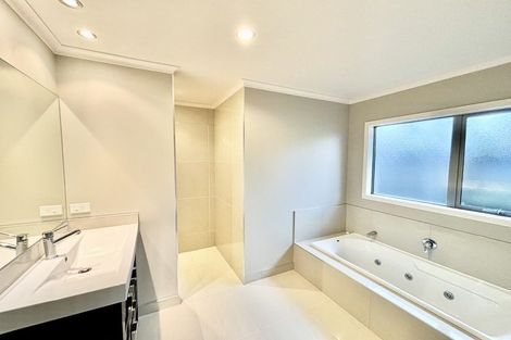 Photo of property in 4 Watford Place, Rototuna North, Hamilton, 3210