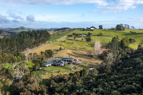 Photo of property in 102 Williamson Road, Wellsford, 0973