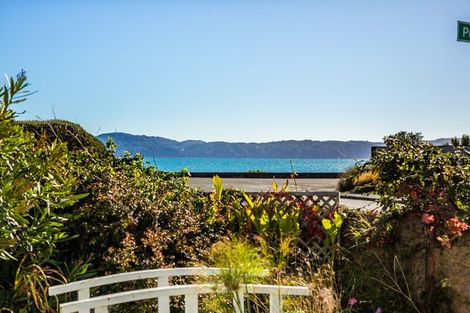 Photo of property in 1 Pukatea Street, Eastbourne, Lower Hutt, 5013