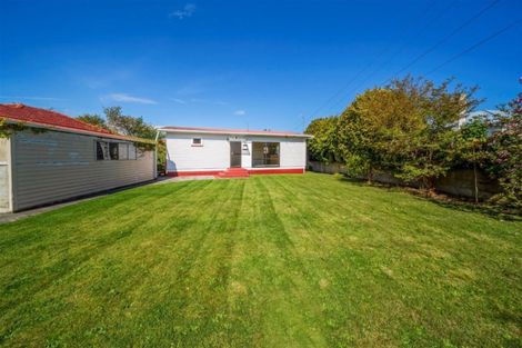 Photo of property in 12 Caplen Street, Hawera, 4610
