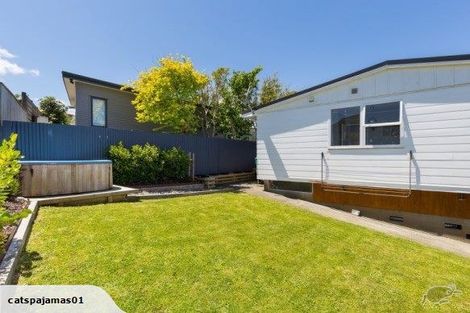 Photo of property in 267b Dowse Drive, Maungaraki, Lower Hutt, 5010