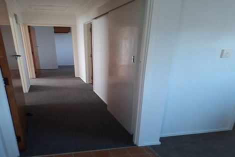 Photo of property in 156 Centreway Road, Orewa, 0931