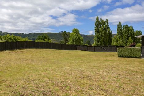 Photo of property in 2/500 Kinloch Road, Kinloch, Taupo, 3377