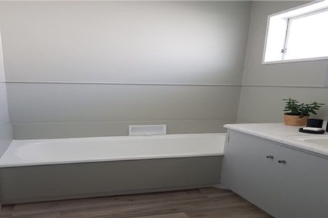 Photo of property in 26 Callender Terrace, Paraparaumu Beach, Paraparaumu, 5032