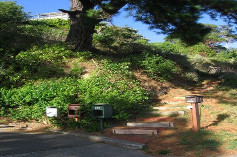 Photo of property in 12 Cluny Road, Plimmerton, Porirua, 5026