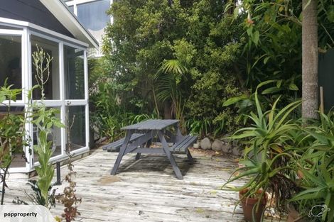 Photo of property in 2/71 Saddleback Rise, Murrays Bay, Auckland, 0630