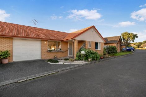 Photo of property in 10/262 Centreway Road, Orewa, 0931