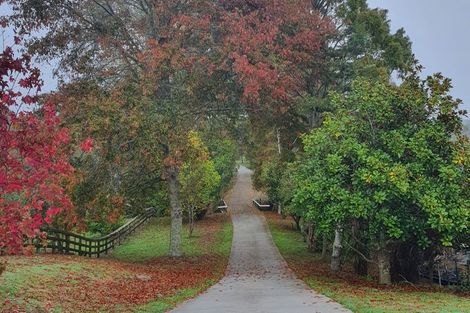 Photo of property in 60 Muriwai Road, Waimauku, 0812