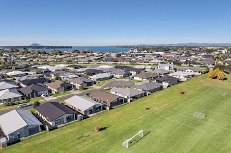 Photo of property in 11 Richardson Road, Omokoroa, 3114