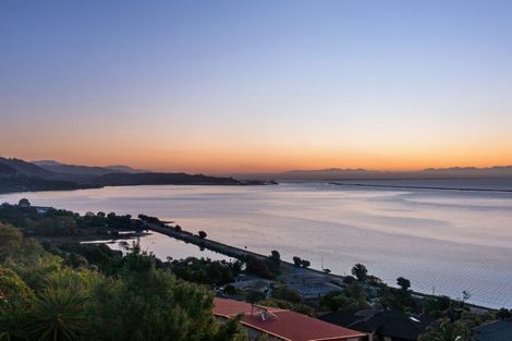 Photo of property in 8 Mana Heights, Marybank, Nelson, 7010