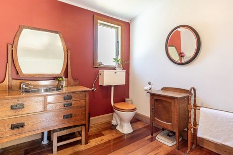 Photo of property in 20 Rauparaha Street, Waikanae Beach, Waikanae, 5036