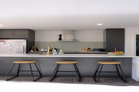 Photo of property in 119 Mount Pleasant Road, Mount Pleasant, Christchurch, 8081