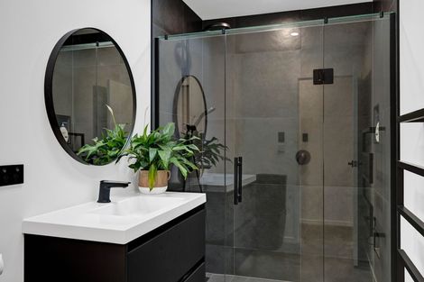 Photo of property in 51a Rata Street, Hawera, 4610