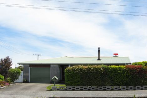 Photo of property in 134 Queen Street, Westport, 7825