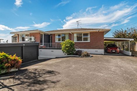 Photo of property in 21 Litten Road, Cockle Bay, Auckland, 2014