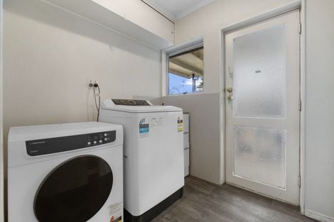 Photo of property in 17 Poihaere Street, Turangi, 3334