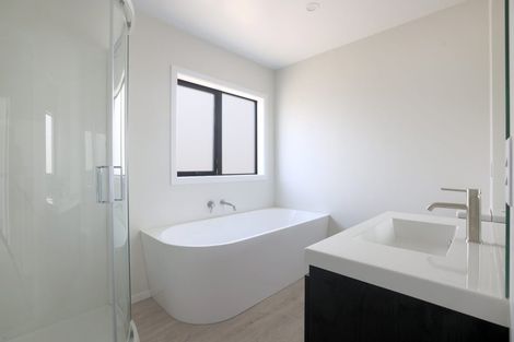 Photo of property in 272 Fergusson Drive, Heretaunga, Upper Hutt, 5018