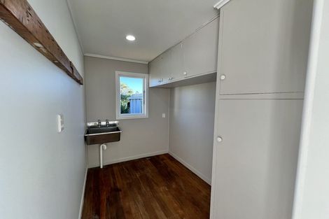 Photo of property in 368 South Road, Omata, New Plymouth, 4374