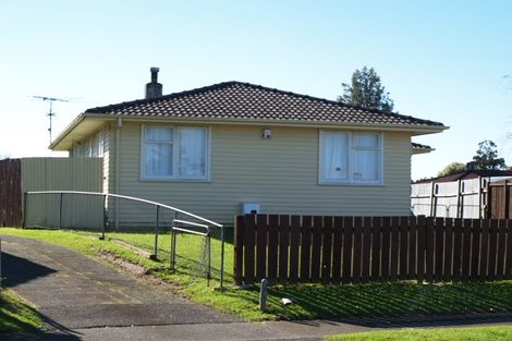 Photo of property in 21 Courtenay Crescent, Mangere East, Auckland, 2024