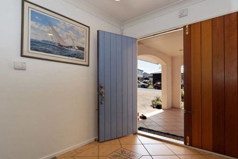 Photo of property in 26 Tornado Place, West Harbour, Auckland, 0618