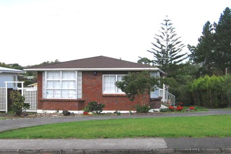 Photo of property in 2/51 Royal View Road, Te Atatu South, Auckland, 0610