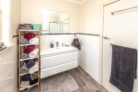 Photo of property in 1 Toi Street, Tawhero, Whanganui, 4501