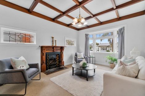 Photo of property in 15 Duders Avenue, Devonport, Auckland, 0624