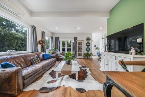 Photo of property in 184 Main North Road, Redwood, Christchurch, 8051