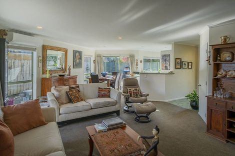 Photo of property in 4 Mayfair Close, Whitianga, 3510