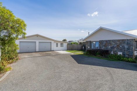 Photo of property in 102a Queen Street West, Levin, 5510