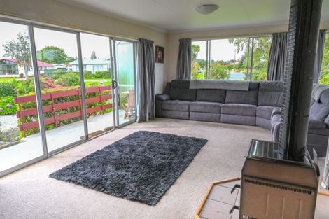 Photo of property in 11 Centennial Avenue, Balclutha, 9230