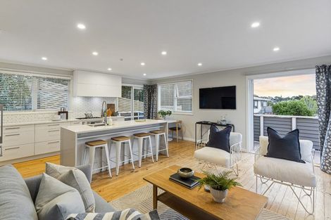 Photo of property in 66 Verbena Road, Birkdale, Auckland, 0626