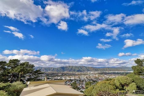 Photo of property in 7 Jacaranda Grove, Maungaraki, Lower Hutt, 5010