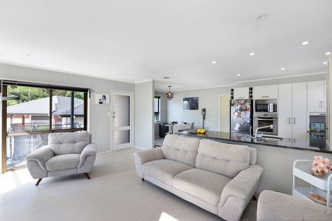 Photo of property in 11 Matipo Crescent, Pukete, Hamilton, 3200