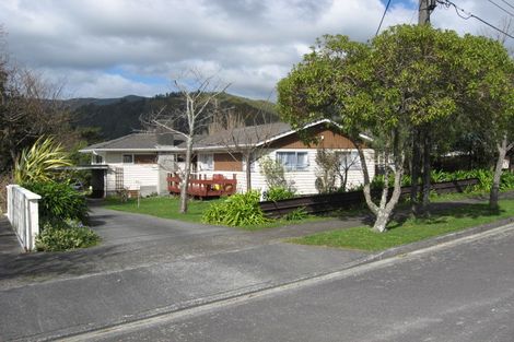 Photo of property in 8 Sharpe Crescent, Wainuiomata, Lower Hutt, 5014