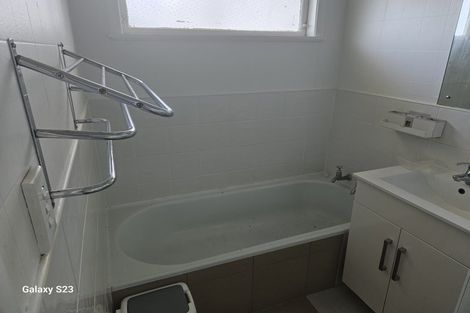 Photo of property in 119 Edgewater Drive, Pakuranga, Auckland, 2010