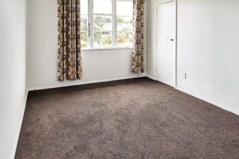 Photo of property in 56 Dimock Street, Titahi Bay, Porirua, 5022