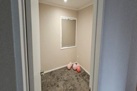 Photo of property in 92c Cargill Street, Papakura, 2110