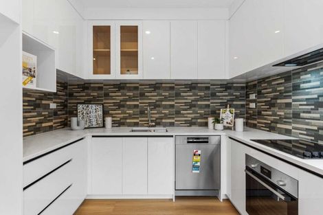 Photo of property in 78e Kelman Road, Kelston, Auckland, 0602