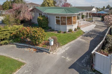 Photo of property in 14 Blairdon Place, Bishopdale, Christchurch, 8053