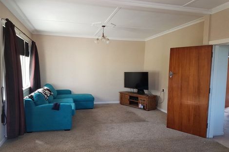 Photo of property in 42 Mary Street, Winton, 9720