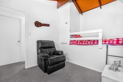 Photo of property in 18 Hoylake Place, Wattle Downs, Auckland, 2103
