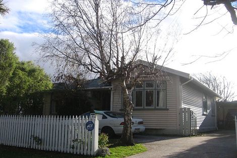 Photo of property in 9 Brook Street, Waiwhetu, Lower Hutt, 5010